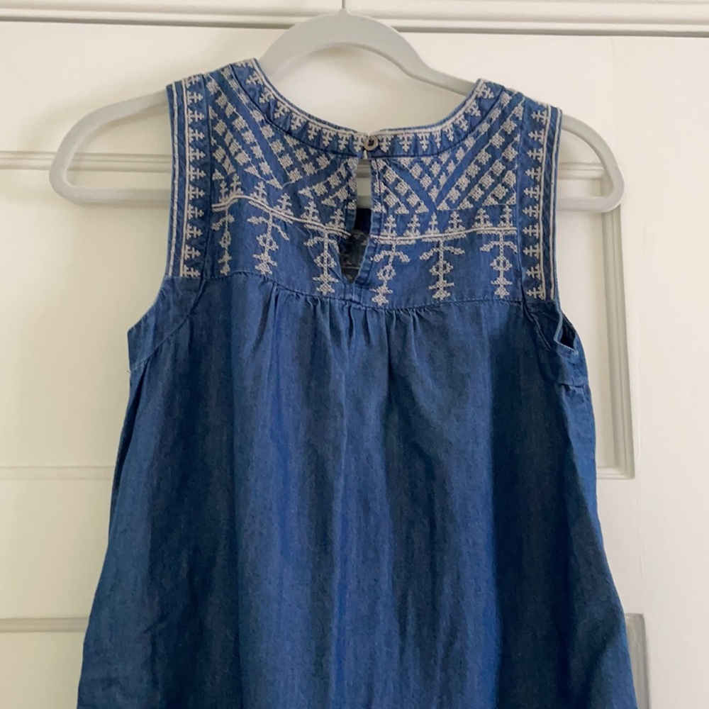 Romeo and Juliet Couture Chambray Dress - Picture 4 of 4